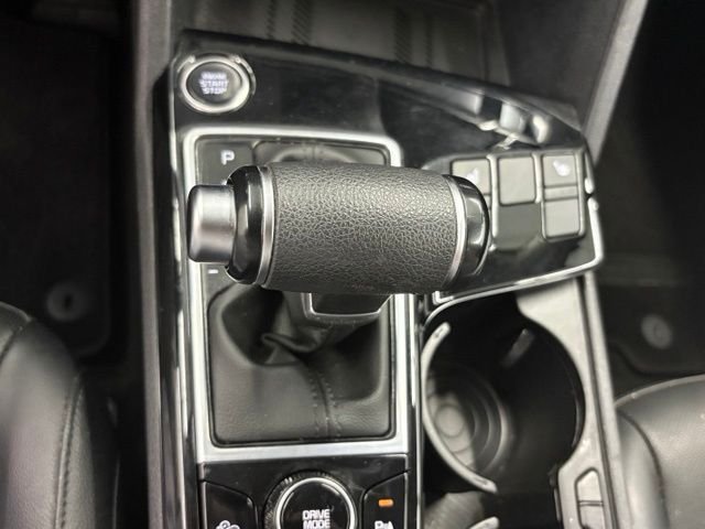 Used 2023 White Kia EX image 29