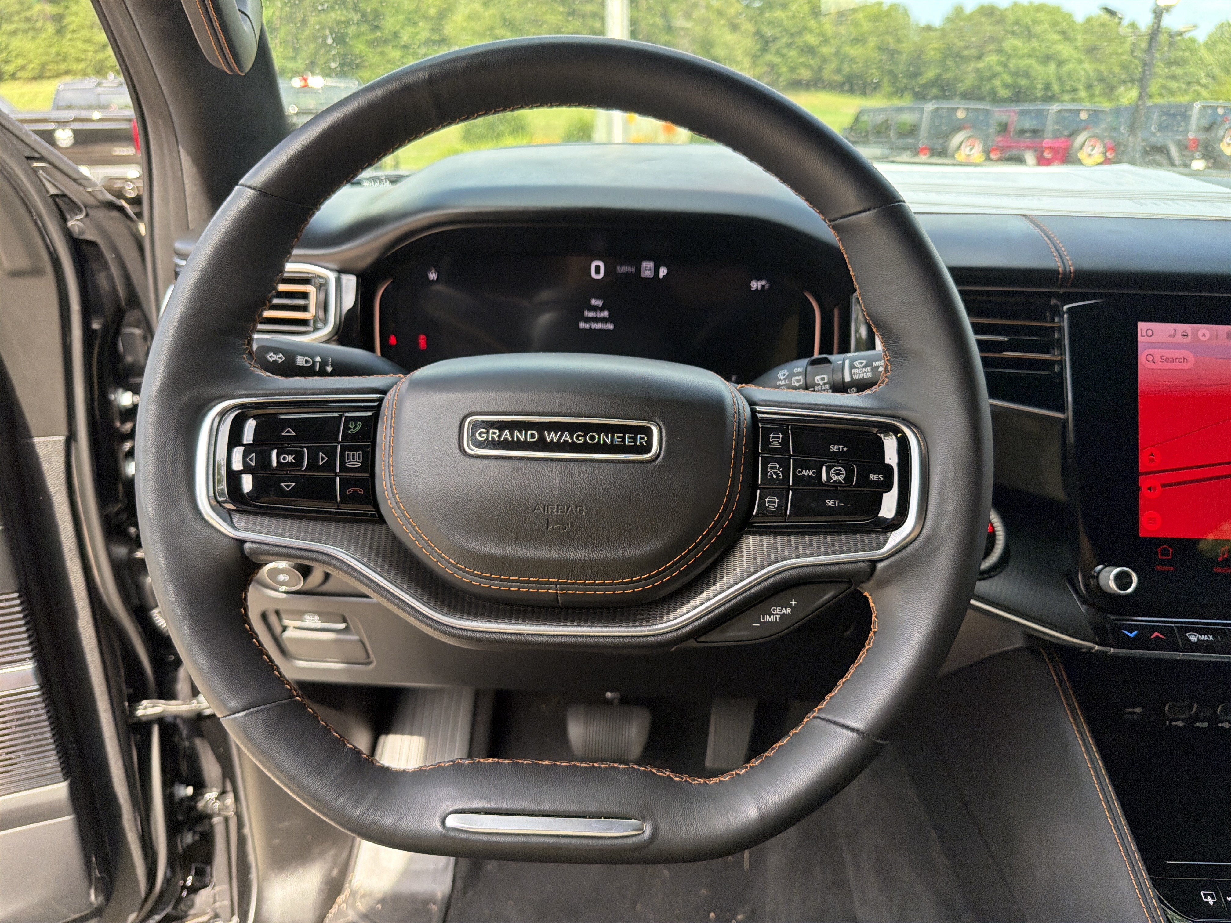 Used 2024 Diamond Black Crystal Pearlcoat Jeep Series III Obsidian image 26