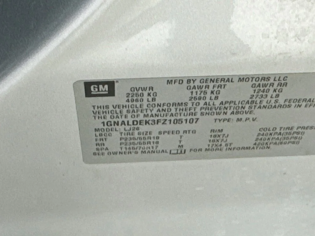 Used 2015 Silver Chevrolet LTZ image 39