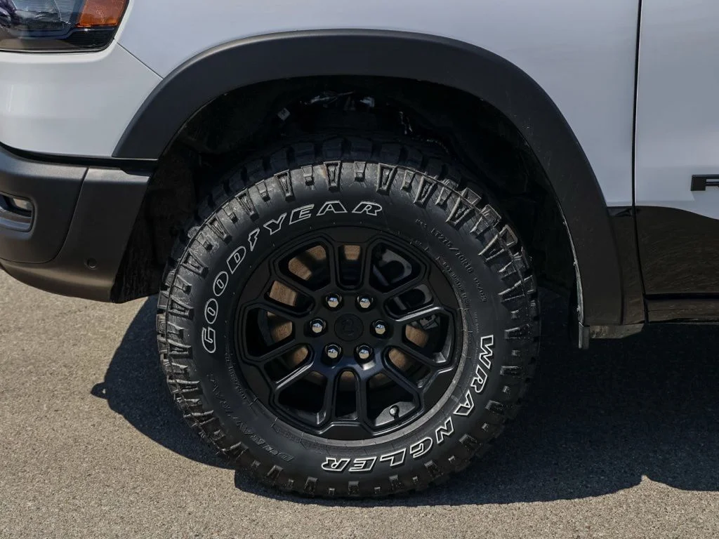 New 2026 Bright White Clear-Coat Exterior Paint RAM Rebel image 16