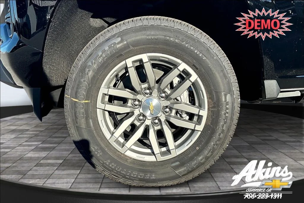 New 2026 Black Chevrolet LT image 18