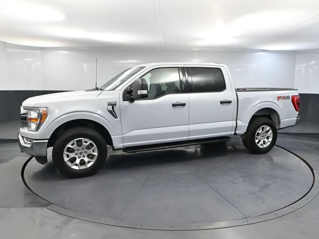 Used 2022 White Ford XLT image 8