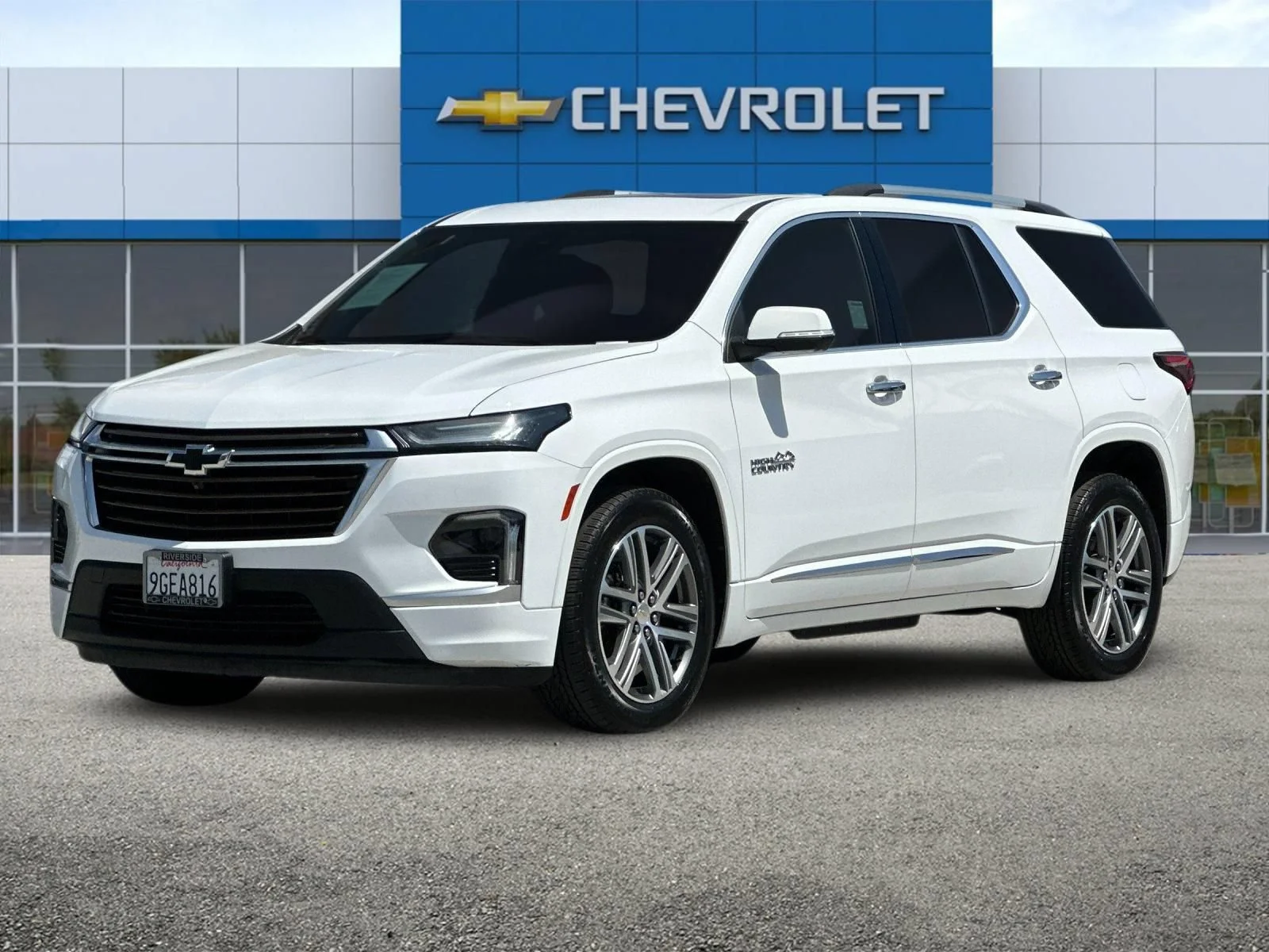 Used 2023 SUMMIT WHITE Chevrolet High Country image 8