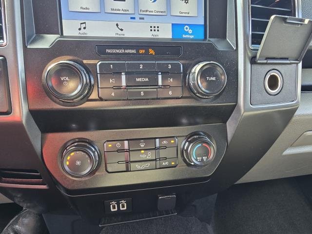 Used 2019 Magnetic Metallic FORD XLT image 22
