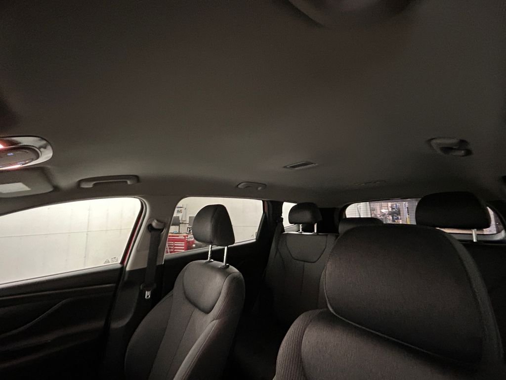 Used 2023 Red Hyundai SEL image 25