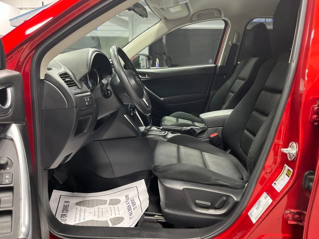 Used 2014 Red Metallic Mazda Touring image 11