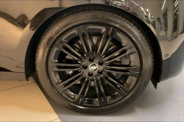 Certified Used 2024 Black Land Rover Autobiography image 8