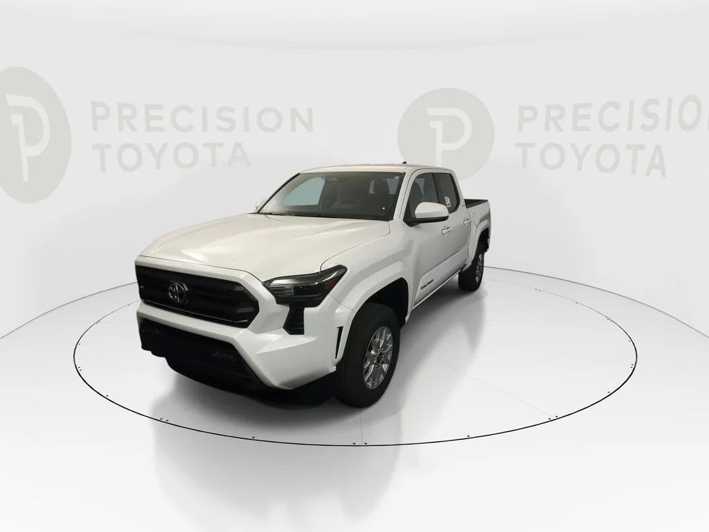 New 2026 Ice Cap Toyota SR5 image 7