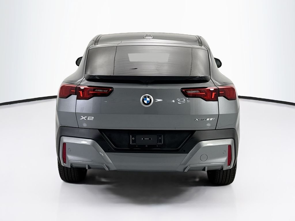 Used 2026 Gray Metallic BMW xDrive28i image 6