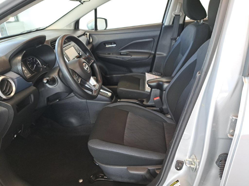 Used 2025 Silver Nissan 1.6 SV image 20