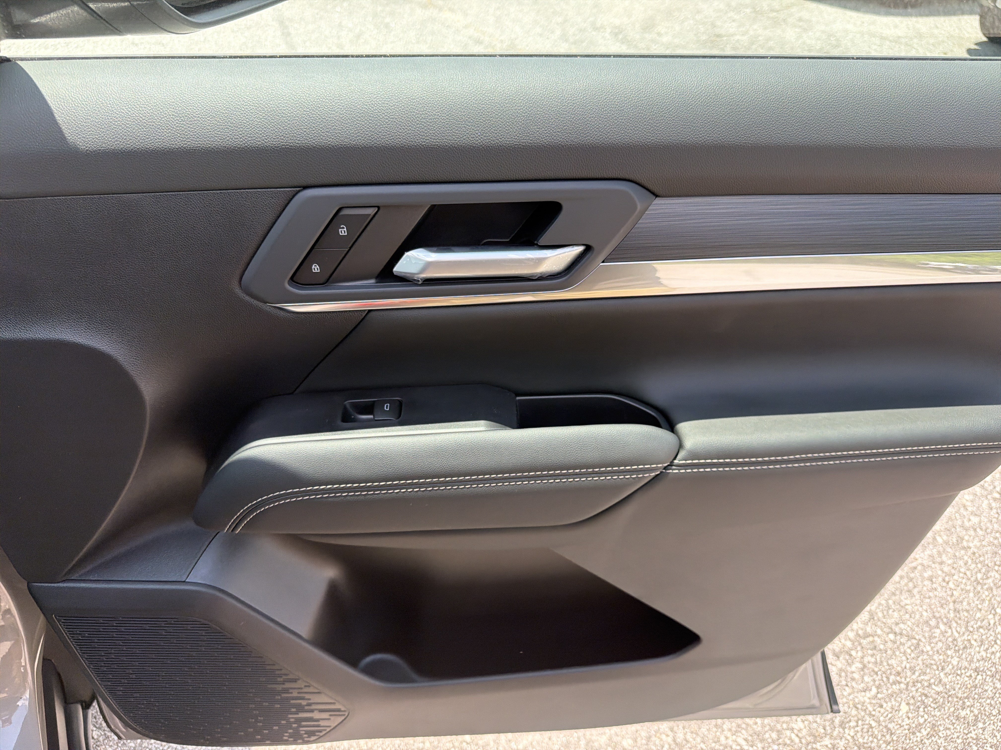 New 2026 Riverstone Metallic GMC Elevation image 14