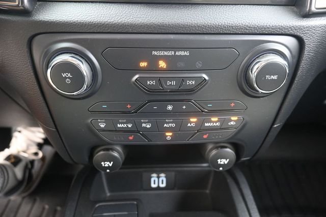 Used 2023 Oxford White Ford Lariat image 24