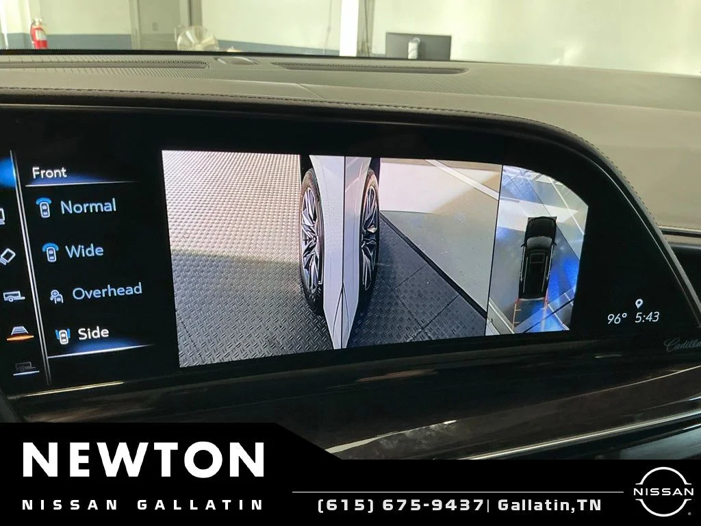 Used 2021 Crystal White Tricoat Cadillac Sport Platinum image 65