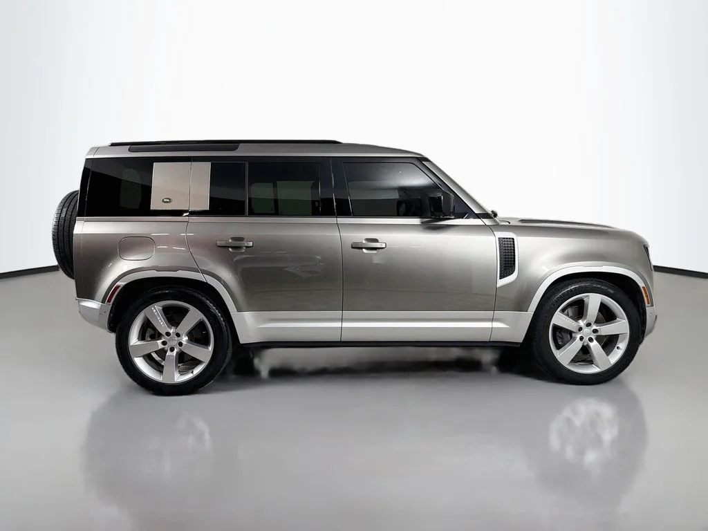 Certified Used 2023 Silver Land Rover S image 4