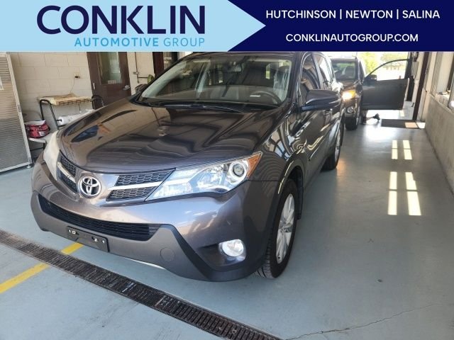 Used 2015 Magnetic Gray Metallic Toyota Limited image 1