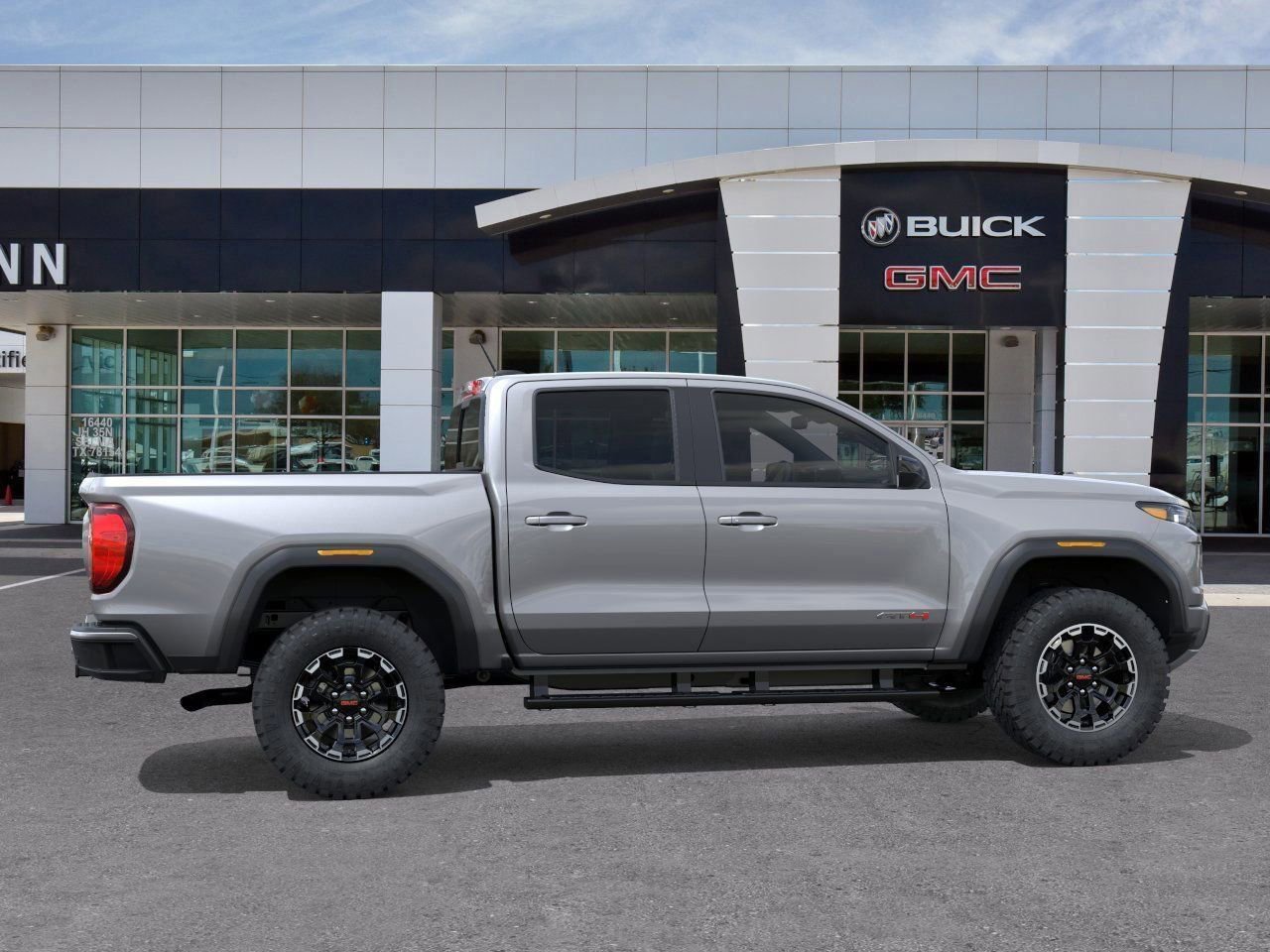 2026 GMC Canyon AT4 - Photo 6
