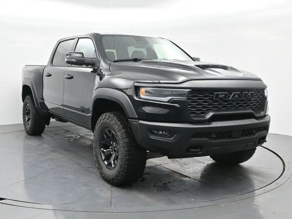 New 2026 Diamond Black Crystal Pearl-Coat Exterior Paint RAM RHO image 4