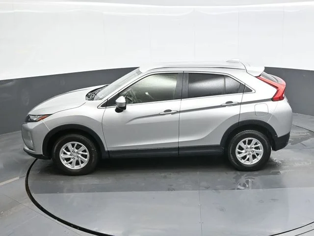 Used 2019 Silver Mitsubishi ES image 12