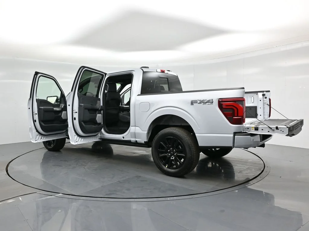 2025 Ford F-150 Platinum - Photo 37