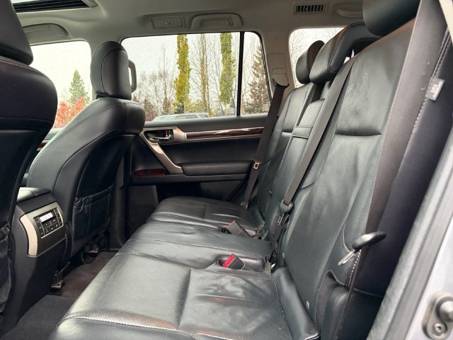 Used 2018 Gray Lexus 460 image 22