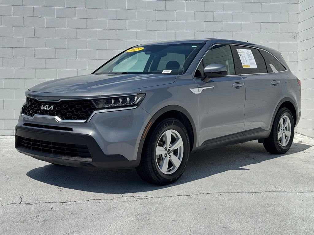 Used 2022 Silver Kia LX image 9