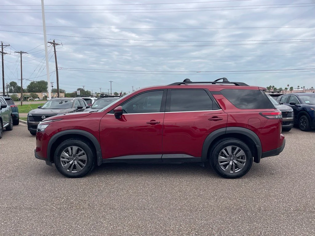Used 2025 Red Nissan SV image 4