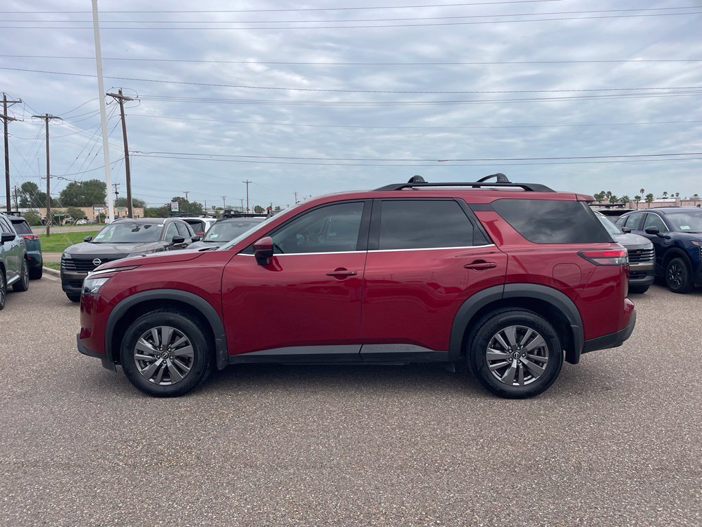 Used 2025 Red Nissan SV image 4