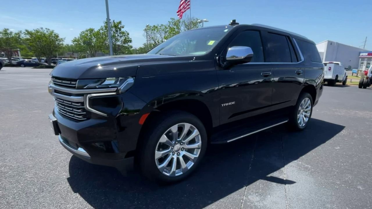 Used 2024 Black Chevrolet Premier image 4