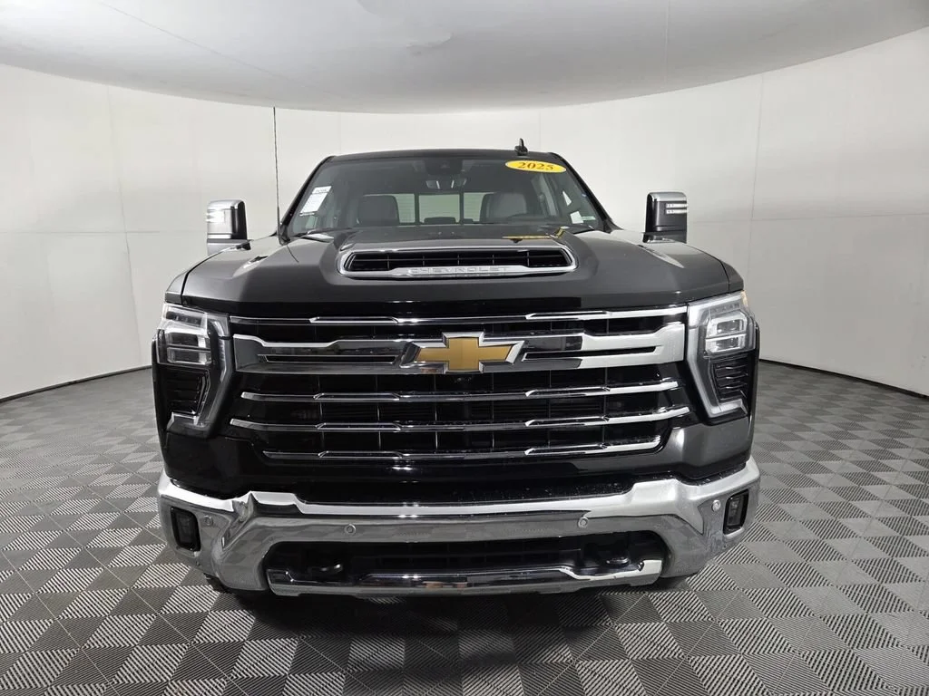 Used 2025 Black Chevrolet LTZ image 3