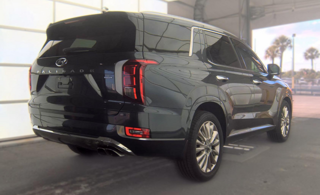 Used 2020 Gray Hyundai Limited image 5