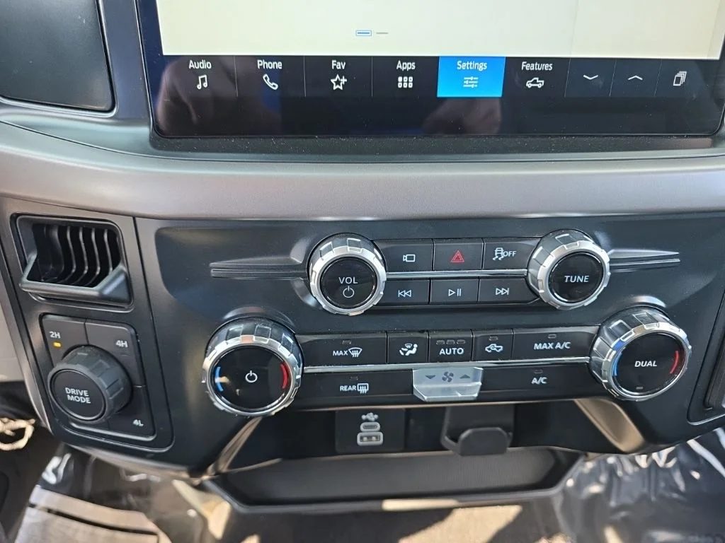 Used 2025 White Ford XLT image 14