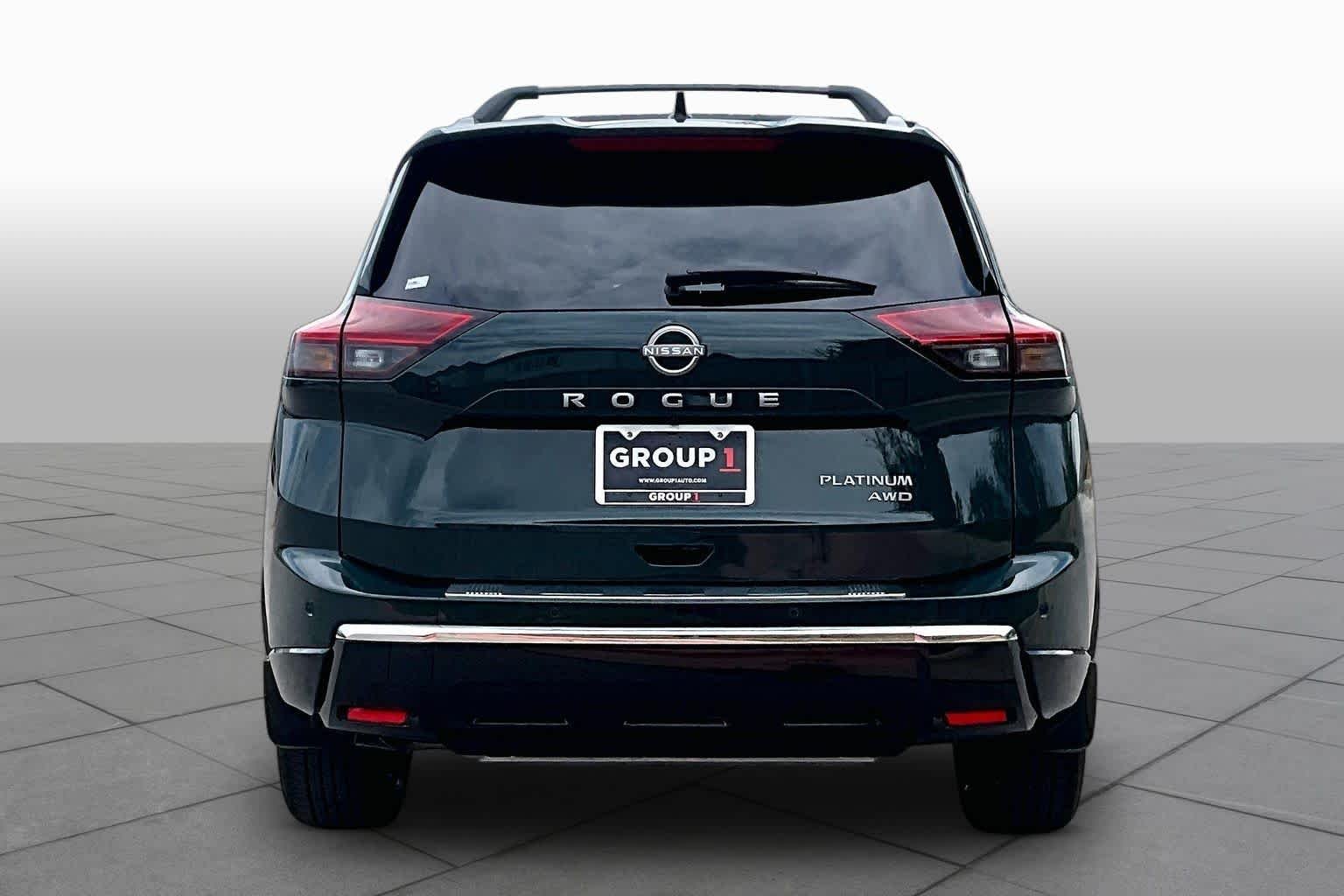 2026 Nissan Rogue Platinum - Photo 4