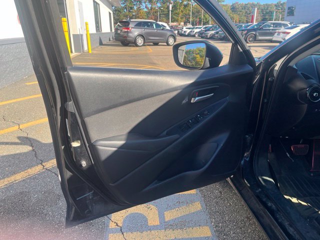 Used 2019 Black Toyota LE image 10