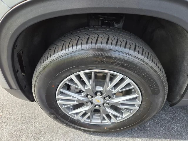 Used 2026 Gray Chevrolet LT image 25