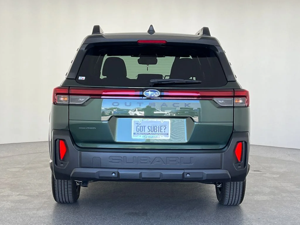 New 2026 DEEP EMERALD GREEN PEARL Subaru Premium image 5