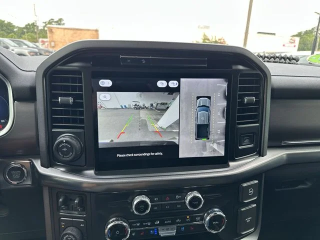 Used 2025 Black Ford Platinum image 18