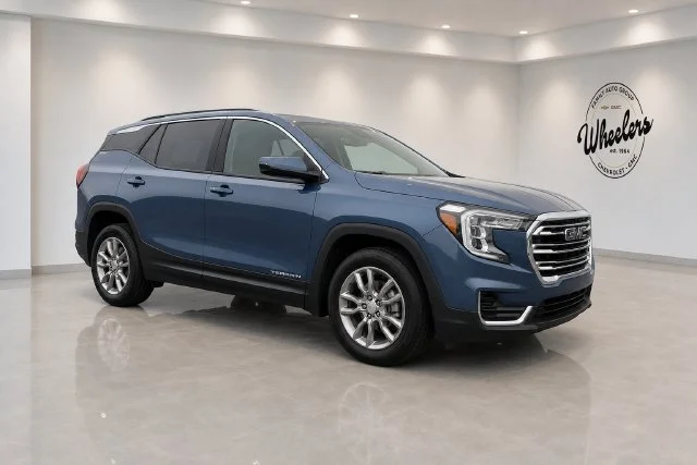 Used 2024 Downpour Metallic GMC SLT image 2