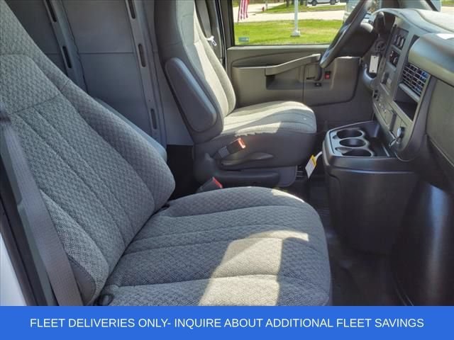 2025 Chevrolet Express Cargo Work Van - Photo 12
