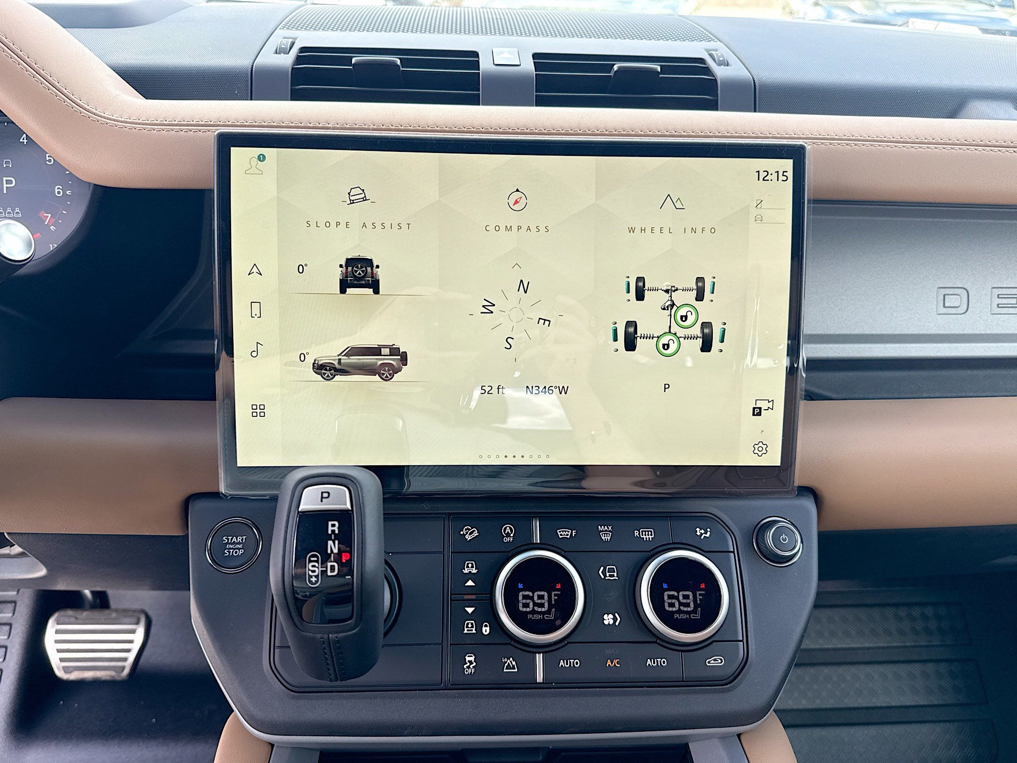 New 2026 Fuji White Land Rover V8 image 31