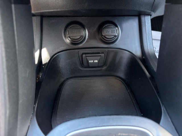 Used 2016 Frost White Pearl Hyundai 2.4 Base image 28
