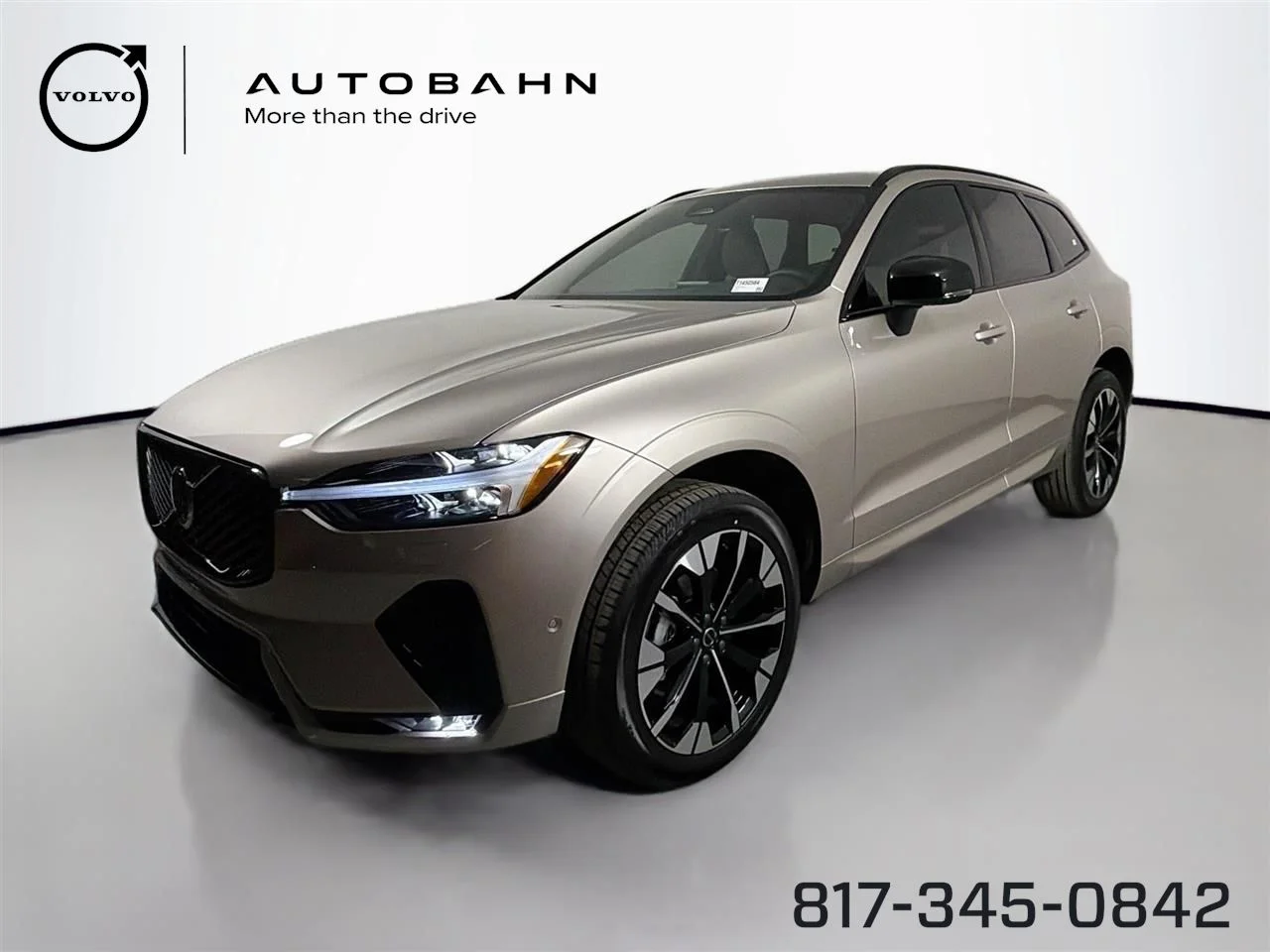2026 Volvo XC60 B5 Plus Dark AWD's photo