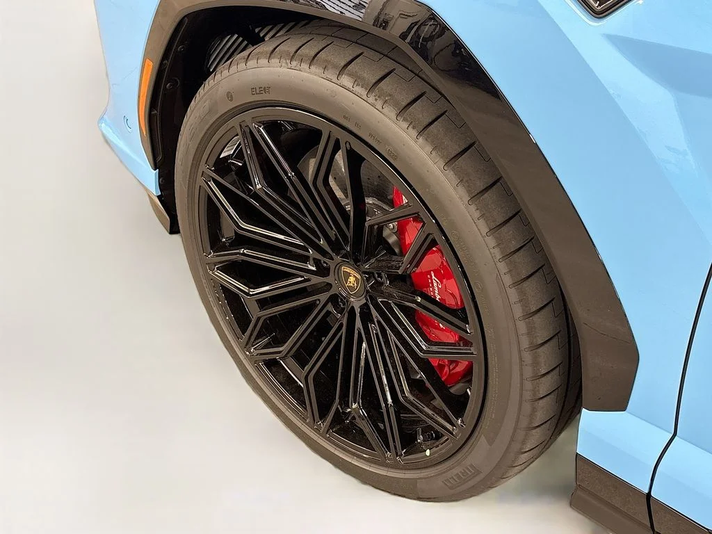 New 2026 Blue Lamborghini SE image 30