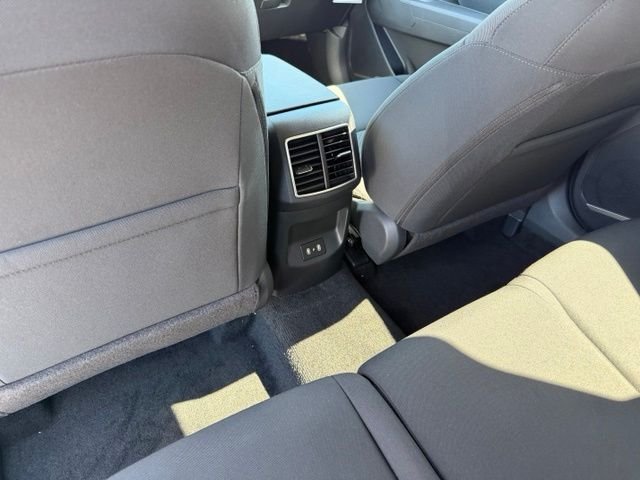 New 2027 Glacial White Pearl Kia LX image 8