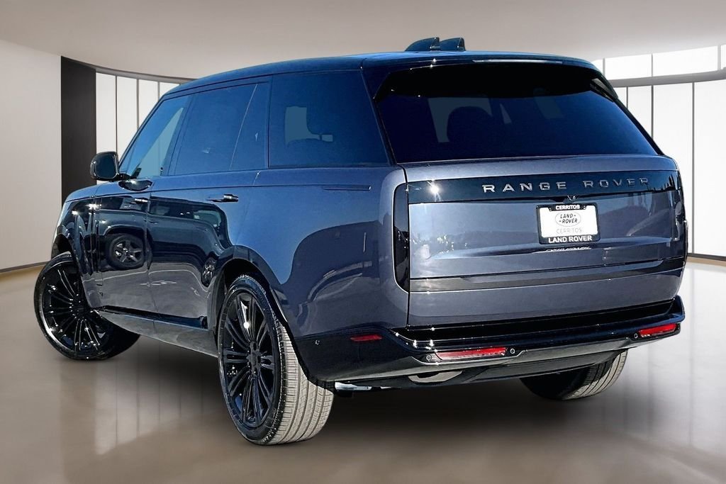 New 2026 Varesine Blue LAND ROVER SE 7 Seats image 3