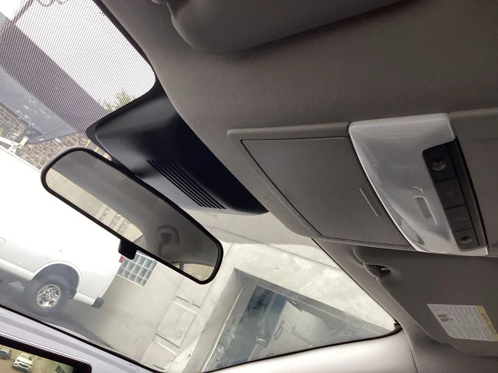 Used 2022 Gray Nissan SV image 14