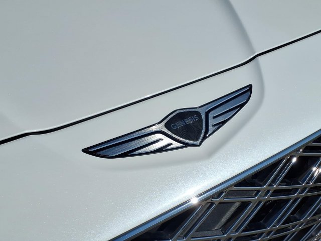 Used 2026  Genesis 2.5T image 25