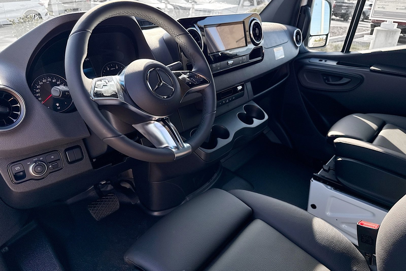 New 2026 Arctic White Mercedes-Benz  image 9
