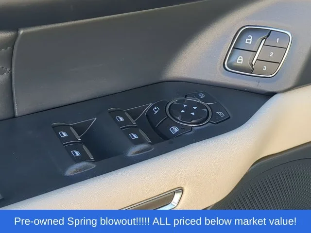 Used 2022 White Ford Platinum image 22