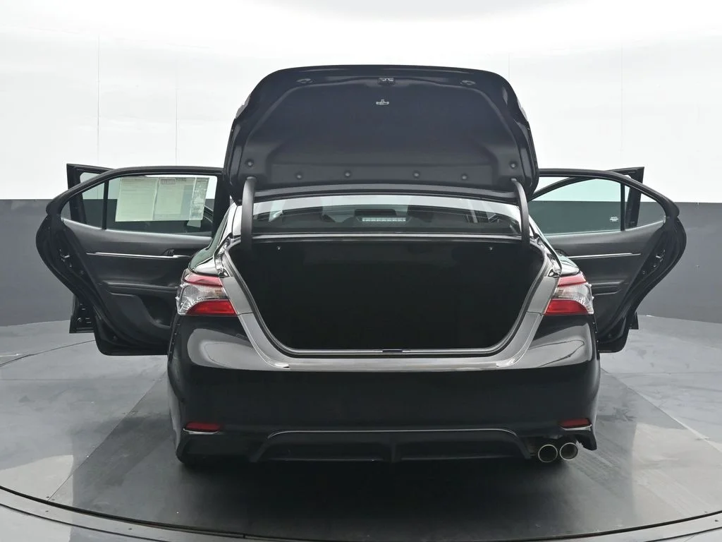 Used 2022 Black Toyota SE Nightshade image 35