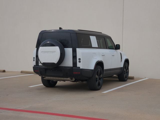 2026 Land Rover Defender 4